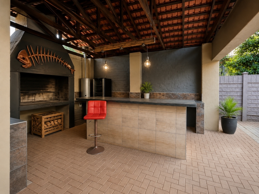 3 Bedroom Property for Sale in Safari Gardens North West